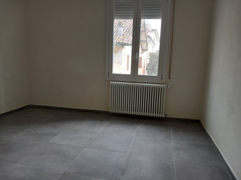 FONTANELLATO -  APPARTAMENTO RISTRUTTURATO A NUOVO CON INGRESSO INDIPENDENTE - FO 436
