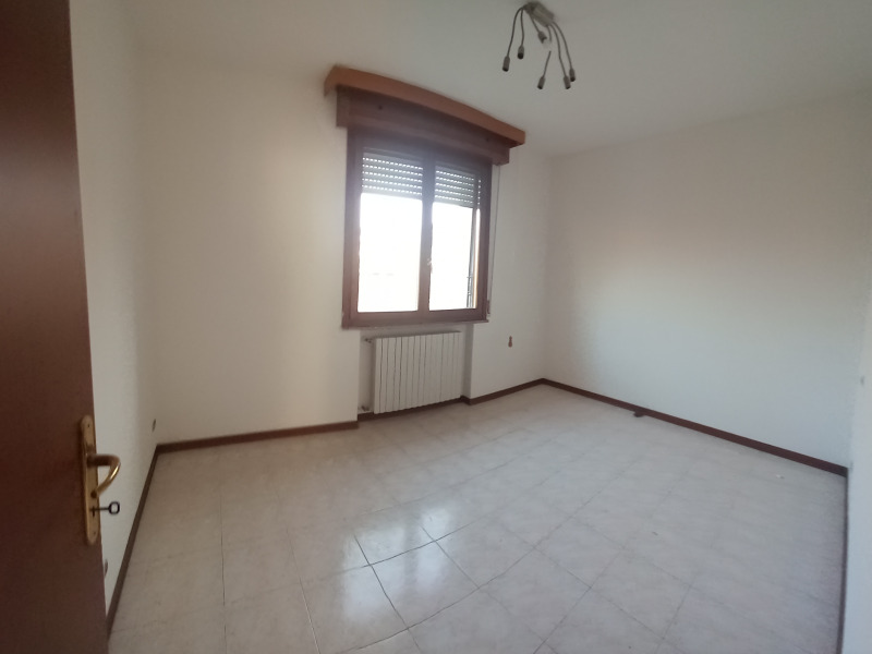 FONTANELLATO - APPARTAMENTO CON GARAGE TRIPLO IN ZONA SANTUARIO - FO 444