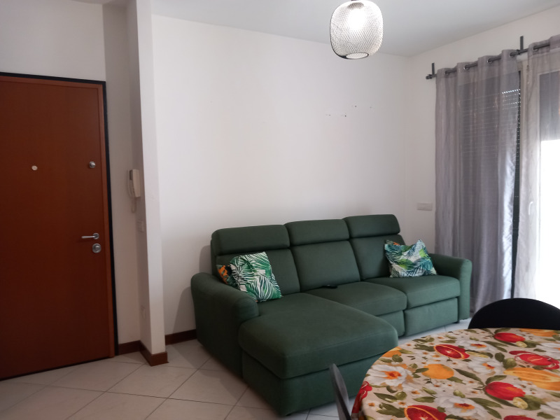 FONTANELLATO - APPARTAMENTO SEMIARREDATO CON 2 CAMERE E ASCENSORE - FO 39