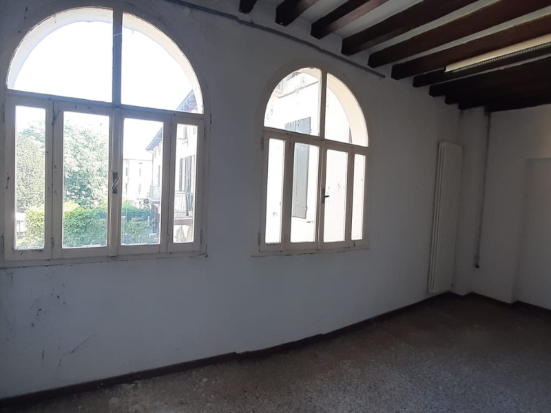 FONTANELLATO - FABBRICATO TRIFAMILIARE IN CENTRO STORICO - FO 377