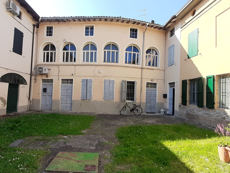 FONTANELLATO - FABBRICATO TRIFAMILIARE IN CENTRO STORICO - FO 377