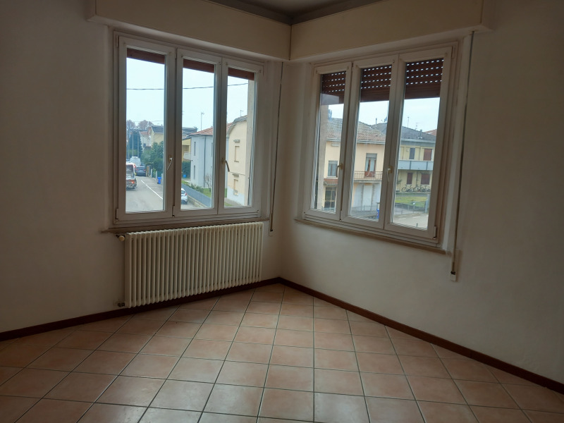 FONTANELLATO - APPARTAMENTO  CON INGRESSO INDIPENDENTE - FO 416