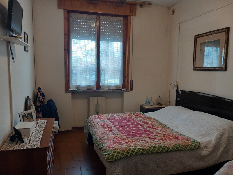 FONTANELLATO - CASA BIFAMILIARE INTERA CON AMPIO GIARDINO - FO 421