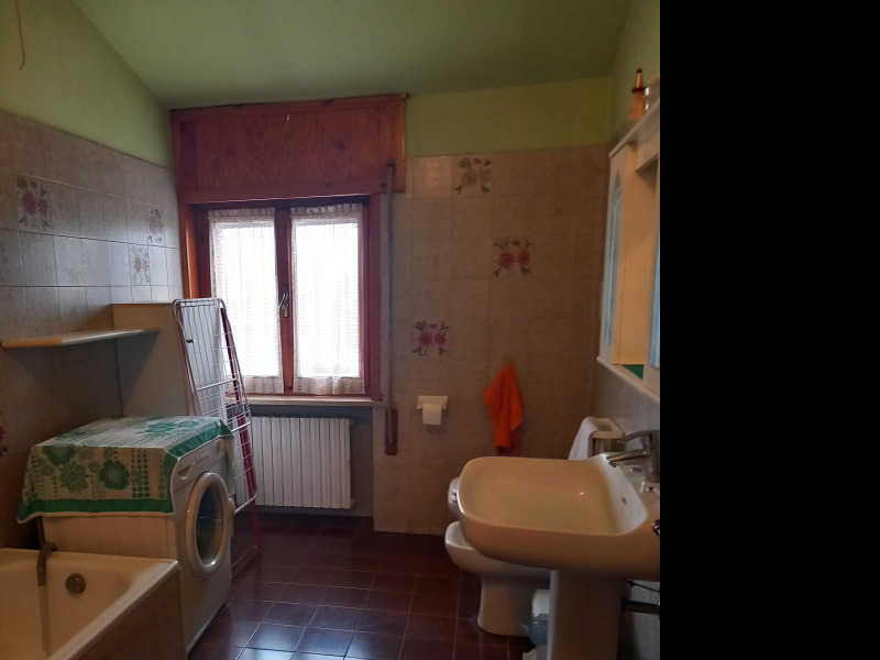 FONTANELLATO - CASA BIFAMILIARE INTERA CON AMPIO GIARDINO - FO 421