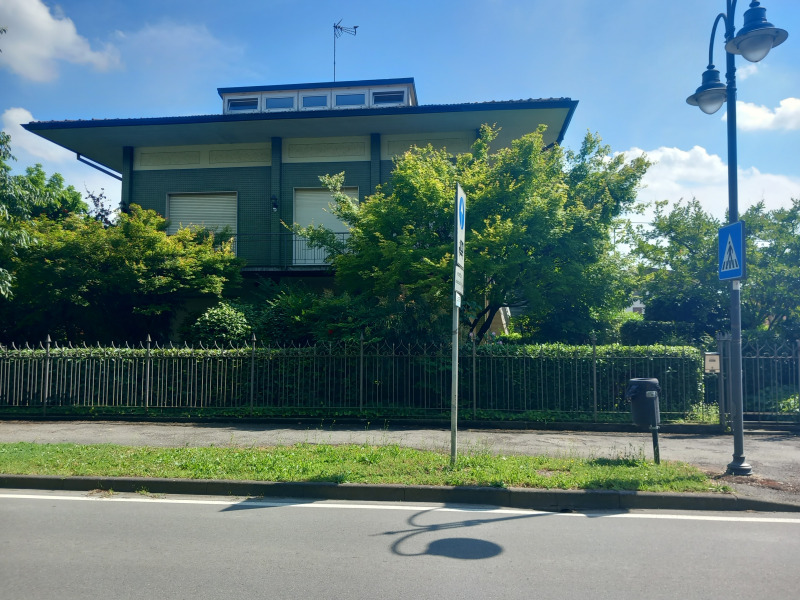 FONTANELLATO -  VILLA BIFAMILIARE CON GIARDINO  FRONTE SANTUARIO - FO 427