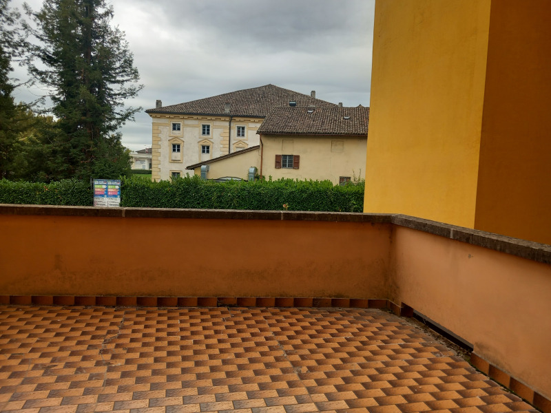 COLORNO - APPARTAMENTO IN BIFAMILIARE RISTRUTTURATO - FO 31